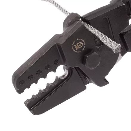 Пресс-клещи КВТ ПК-5-600Т с матрицей для опрессовки стальных тросов овальными алюминиевыми и медными втулками (91984) купить в Магнитогорске