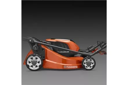 Аккумуляторная газонокосилка, самоходная Husqvarna LC347iV купить в Магнитогорске