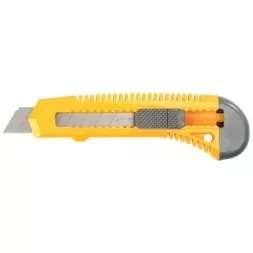 Нож STAYER &quot;STANDARD&quot; с выдвижным сегмент. лезвием, пластмасс.,18мм 0911