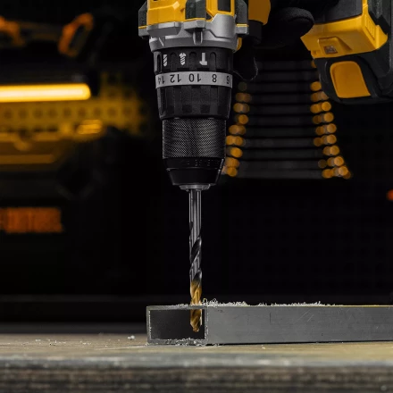 Сверло спиральное по металлу Denzel 8 x 117мм, Р6М5, Golden Tip, многогранная заточка, 718282 купить в Магнитогорске