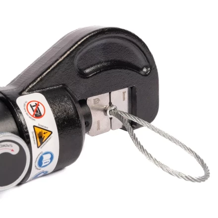 Пресс гидравлический ручной КВТ ПГР-70ТР для опрессовки наконечников до 70 мм и тросов  до 4 мм (91808) купить в Магнитогорске