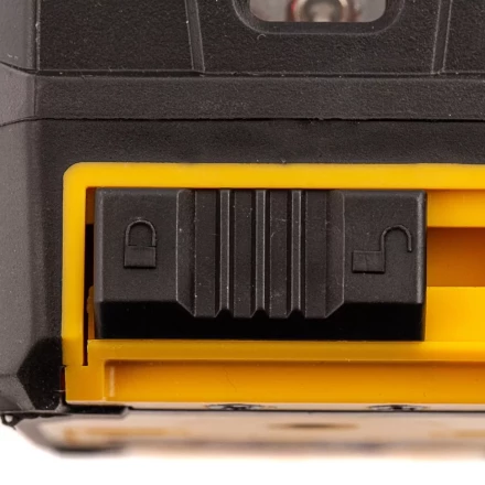 Лазерный уровень LX 02 Red, 20 м, 635 нм, резьба 1/4&quot; Denzel 35056 купить в Магнитогорске