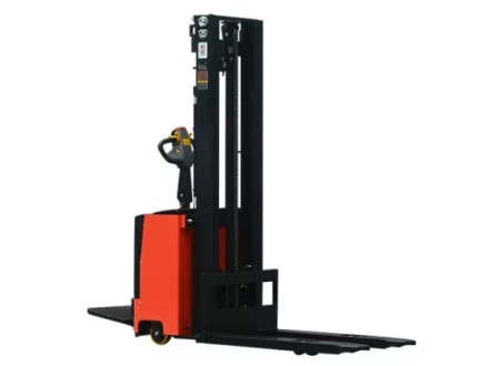 Штабелер электрический самоходный с платформой PROLIFT SDK 1556 h-5600 мм купить в Магнитогорске