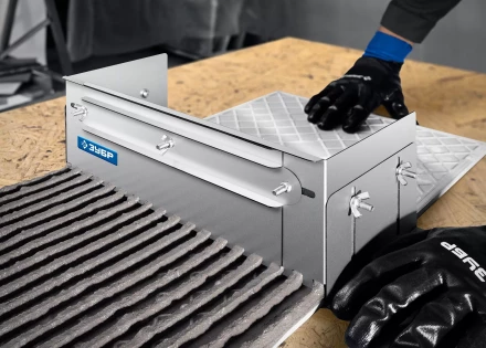 ЗУБР зуб 12*12 мм, до 600 мм, оцинкованная сталь, Раздвижная гребенка для плитки, ПРОФЕССИОНАЛ (08045-12) купить в Магнитогорске