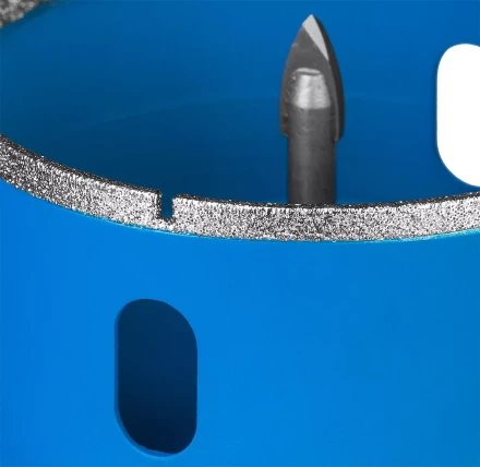 Коронка ЗУБР алмазная в сборе по кафелю, керамике с центрирующим сверлом и имбусовым ключом, зерно 60, 68мм 29850-68 купить в Магнитогорске