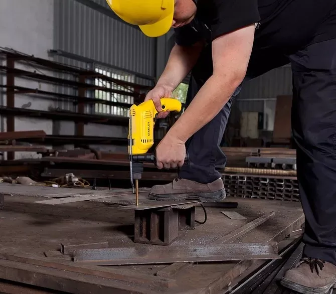 Дрель ударная Stanley SDH600 купить в Магнитогорске