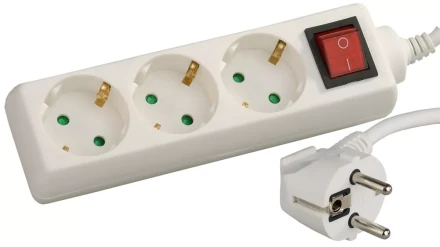 Удлинитель СВЕТОЗАР электрический с заземлением, выключателем, евро, с защитными шторками, 3 гнезда, 2м SV-55035-2 купить в Магнитогорске