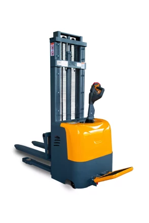 Штабелер самоходный 1,5 т 2,5 м XILIN CDD15K-EN  24/105 В/Ач с раздвижными вилами (с платформой) 1022686 купить в Магнитогорске