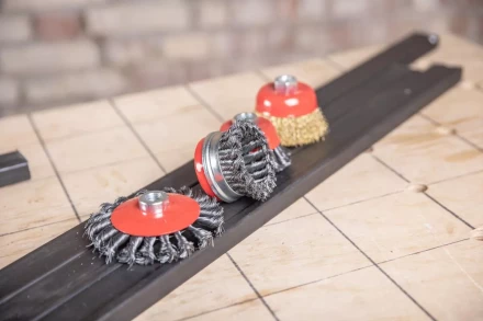 Кордщетка HAMMER чаша 75мм для УШМ витая сталь (207-105) купить в Магнитогорске