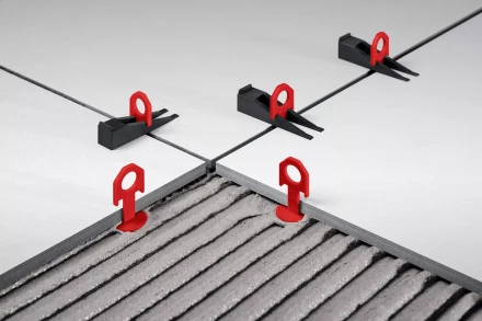 ЗУБР СВП, комплект: 1,0 мм, зажим + клин, 50 + 50 шт, система выравнивания плитки (33831-H50) купить в Магнитогорске