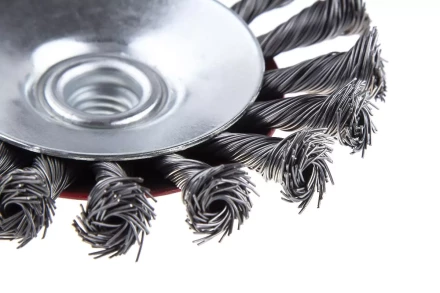 Кордщетка HAMMER тарелка 115мм для УШМ витая сталь (207-112) купить в Магнитогорске