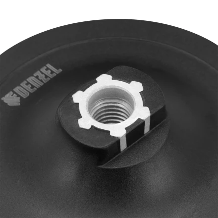 Тарелка опорная для дрели и УШМ с липучкой, 125 мм, стандартная, с адаптером c М14 на d8 Denzel 76251 купить в Магнитогорске