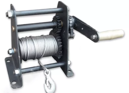 Лебедка ручная TOR ЛР-0,25 25 м 1004664 купить в Магнитогорске