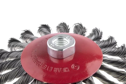 Кордщетка HAMMER тарелка 125мм для УШМ витая сталь (207-113) купить в Магнитогорске