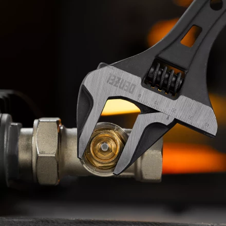 Ключ разводной Denzel 15749, 250 мм, CrV, кованый купить в Магнитогорске