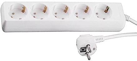 Удлинитель СВЕТОЗАР электрический с заземлением, евро, 5 гнезд, 3м SV-55053-3 купить в Магнитогорске