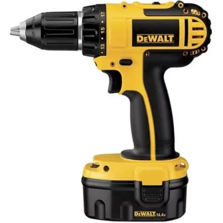Дрель-шуруповерт аккумуляторная DeWalt DC 733 KAT купить в Магнитогорске