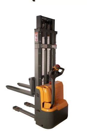 Штабелер самоходный 1,5 т 3,0 м XILIN CDD15R-EN 24/105 В/Ач с раздвижными вилами 1022682 купить в Магнитогорске