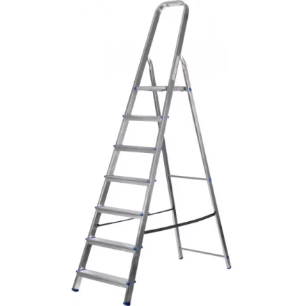 Лестница-стремянка ЗУБР алюминиевая, усиленный профиль, 7 ступеней 38805-07 купить в Магнитогорске