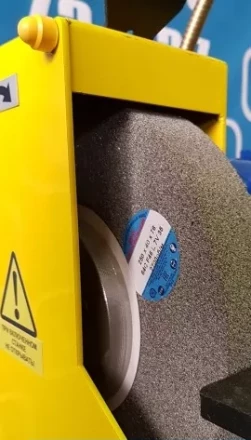 Настольный точильно-шлифовальный станок ТШ 1.35 (с ПП-750/У и блокировкой) круг 250х40х76 купить в Магнитогорске