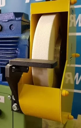 Настольный точильно-шлифовальный станок ТШ 1.35 (с ПП-750/У и блокировкой) круг 250х40х76 купить в Магнитогорске