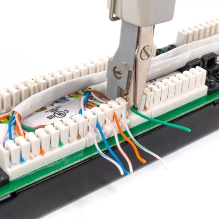 Инструмент КВТ PD-01 для заделки витой пары в кросс-панель (85736) купить в Магнитогорске