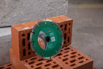 Круг алмазный HAMMER Ф150х22мм универсальный (206-103 DB SG) купить в Магнитогорске