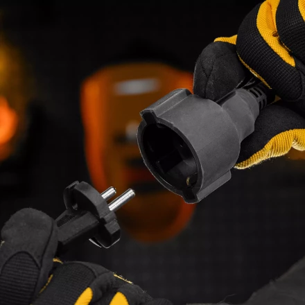 Удлинитель-шнур силовой Denzel Top Series, КГТТ, 10м, 1 розетка, 3 x 1,5 мм, 3 м 37419 купить в Магнитогорске