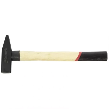 Молоток слесарный 600 г квадратный боек деревянная рукоятка MTX 102339 купить в Магнитогорске