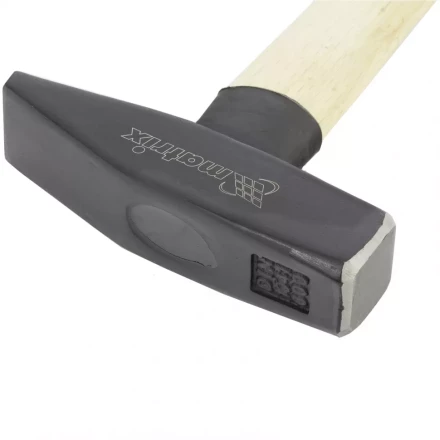 Молоток слесарный 600 г квадратный боек деревянная рукоятка MTX 102339 купить в Магнитогорске