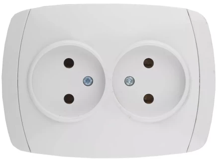 Розетка СВЕТОЗАР &quot;CITY LIGHT&quot; двойная в сборе, без заземления, цвет белый, 16А/~250В SV-54202-W купить в Магнитогорске
