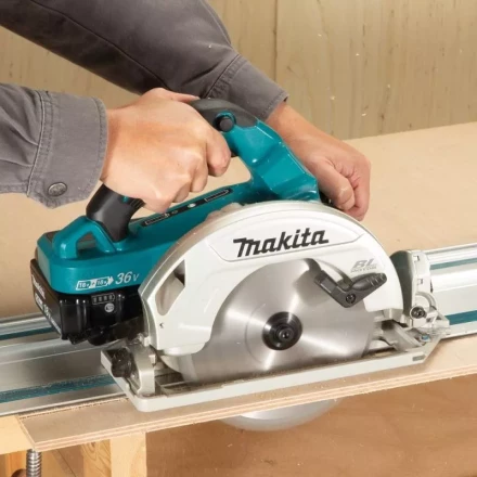 Пила дисковая аккумуляторная Makita DHS782ZJ 190мм 36V (без аккум. и з/у) купить в Магнитогорске