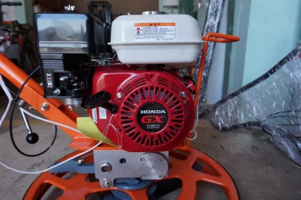 Затирочная машина по бетону Samsan WPT 242 бензиновая купить в Магнитогорске