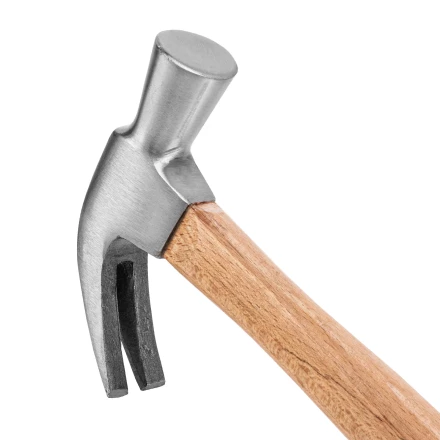 Молоток-гвоздодер, 650 г Sparta, боек 32 мм, деревянная рукоятка, 104235 купить в Магнитогорске