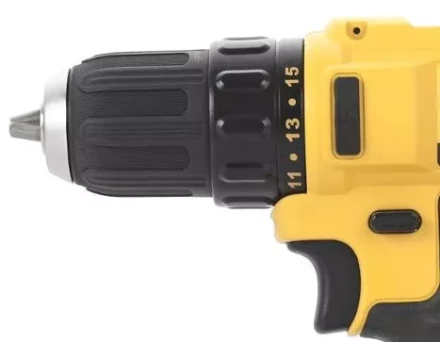 Аккумуляторная дрель DeWalt DCD 710 C2 купить в Магнитогорске