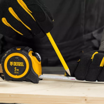 Рулетка Denzel  5м х 25мм, обрезиненный корпус, автоматическая фиксация, 31552 купить в Магнитогорске