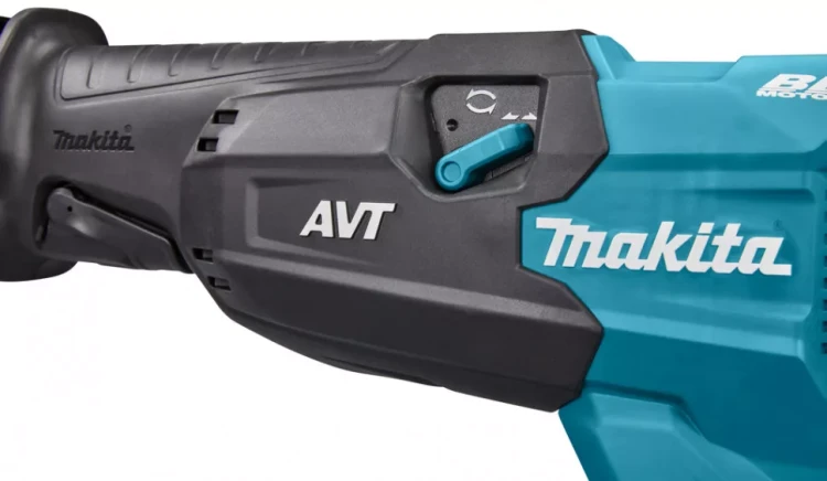 Аккумуляторная сабельная пила Makita XGT JR002GZ (40V,  без АКБ и ЗУ) купить в Магнитогорске