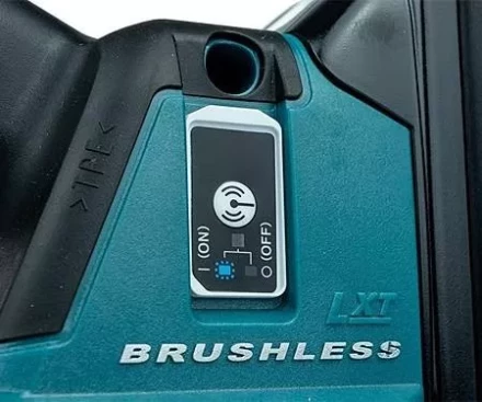 Аккумуляторный рубанок Makita DKP181ZU (без АКБ и ЗУ) купить в Магнитогорске