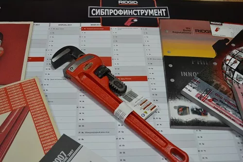 Прямой трубный ключ для тяжелых работ 12  31015 купить в Магнитогорске