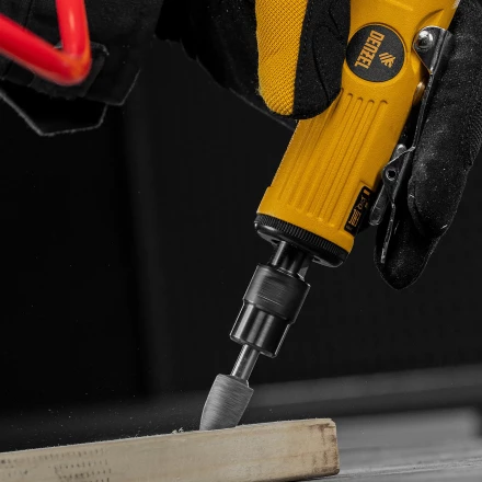 Пневмошлифмашина прямая Denzel 57464 PGS25000, 25000 об/мин, 10 шлиф. камней, цанга - 3, 6 мм, 113 л/мин купить в Магнитогорске