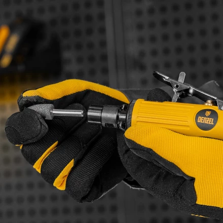 Пневмошлифмашина прямая Denzel 57464 PGS25000, 25000 об/мин, 10 шлиф. камней, цанга - 3, 6 мм, 113 л/мин купить в Магнитогорске