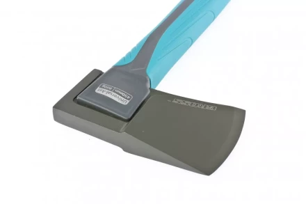 Топор универсальный 800 гр кованый тефлоновое покрытие двухкомпонентное пластиковое топорище 450 мм Gross 21452 купить в Магнитогорске