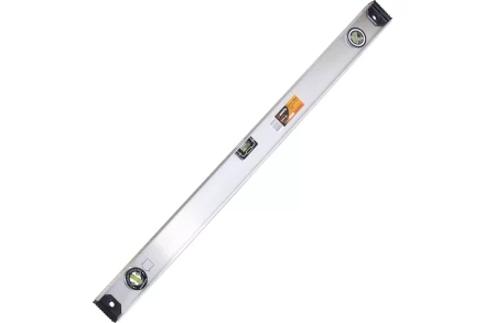 Уровень алюминиевый «Рельс» 1000мм 3 глазка фрезерованный Вихрь 900/73/11/4/16 купить в Магнитогорске