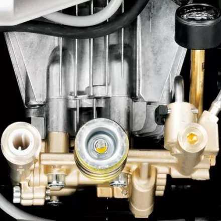 Минимойка-мойка высокого давления KARCHER HD 7/18-4 M  ПРОФЕССИОНАЛЬНАЯ купить в Магнитогорске