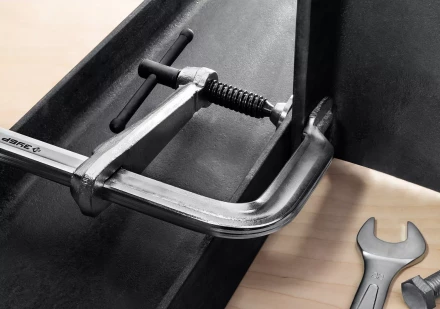 ЗУБР КС-1000/120, F, 1000 х 120 мм, цельнокованая струбцина, Профессионал (32157-120-1000) купить в Магнитогорске