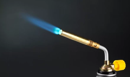 Газовая горелка &quot;ProTerm&quot; на баллон, STAYER &quot;PROFESSIONAL&quot; 55586, регулировка пламени, вихревое пламя, цанговое соединение, 1300С 55586 купить в Магнитогорске