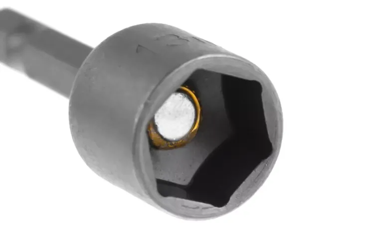Головка торцевая HAMMER размер 13мм, S 1/4'' (229-013) купить в Магнитогорске