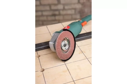 Круг Лепестковый Торцевой (КЛТ) HAMMER КЛТ 1 Ф125х22 Р40 213-016 купить в Магнитогорске