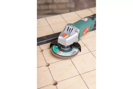 Круг Лепестковый Торцевой (КЛТ) HAMMER КЛТ 1 Ф125х22 Р40 213-016 купить в Магнитогорске