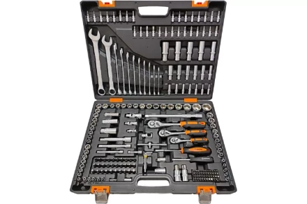 Набор инструментов, 1/2&quot;, 1/4&quot;, CrV, в кейсе 216 предм Вихрь 73/6/7/12 купить в Магнитогорске